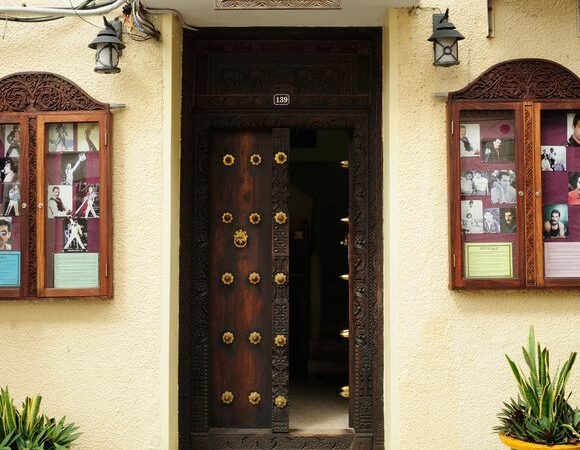 Freddie Mercury House Stone Town Zanzibar — birthplace music heritage quick stop